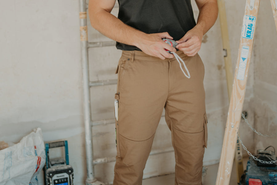 beige bundhose